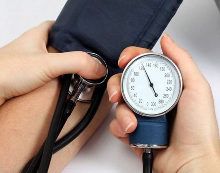 Có nhiều phương pháp để điều trị huyết áp thấp
