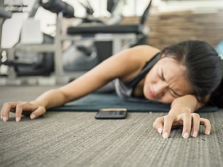 Bạn nên dừng tập thể thao khi mệt mỏi rã rời.